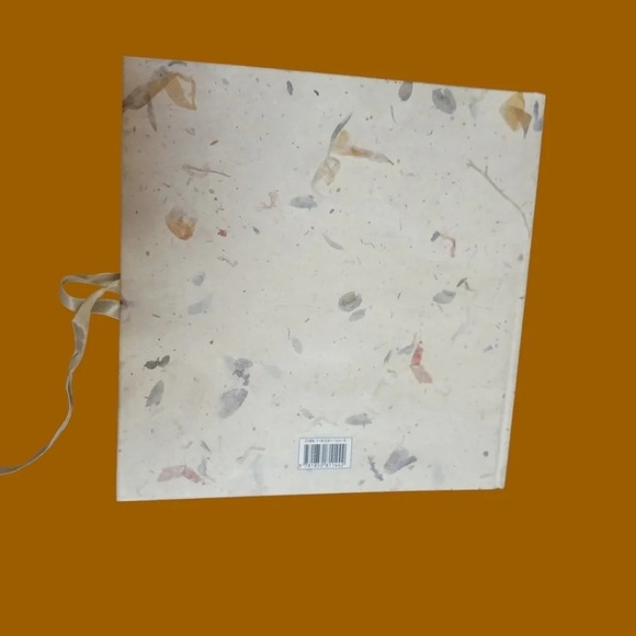 Robert Frederick special edition victorian photo album beige color - Picture 2 of 11